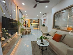 bán căn góc sky garden 3 99m2, 3pn phú mỹ hưng, q7, có sân vườn rộng, hđ thuê 31tr/tháng