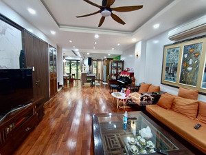 bán gấp biệt thự lk thạch bàn 144m2-hơn 27 tỷ-full nội thất-chỉ 190/m2-vị trí đẹp-giá tốt-hiếm