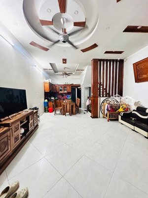 cần bán nhà cầu giấy 46m 4 tầng mt 5.2m 11.6 tỷ cầu giấy | 46m x 4t | mt 5.2m | 11