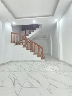 nhà xây mới 36m2, 5 tầng - ô tô đỗ cửa - 3,8 tỷ ctl