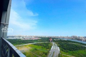 duy nhất 1 căn 3pn tầng cao, view sông diện tích lớn đang bán giá hấp dẫn và đặc biệt siêu mát