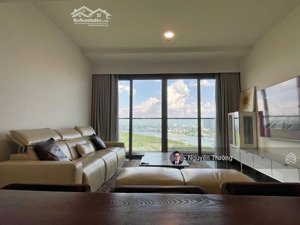 mua empire city thì nên mua căn 3pn cove với 2 thang máy riêng, 2 ban công và lầu cao nhất này