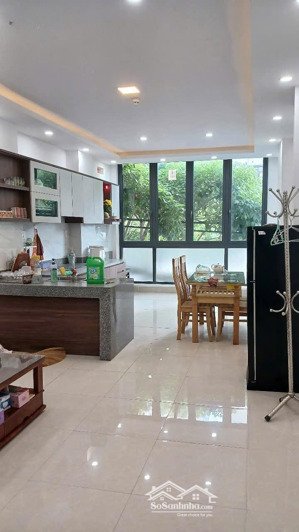 bán nhà 5 tầng mặt tiền hoàng hoa thám tttp nha trang giá 15,5 tỷ 