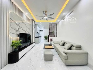 bán nhà 5 t xuân thuỷ cầu giấy ngõ nông rộng thoáng đẹp gần phố lh: 