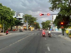 chủ gởi bán 3tầng mặt tiền đường trần nhân tông sơn trà tpđn