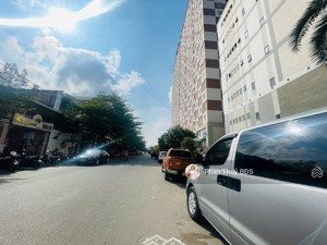 cần bán nhà 3l đường cây keo tam phú thủ đức 85m2 đường 6m giá 7.2 tỷ