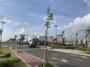 đất nền long hậu đã có sổ đổ riêng, kdc đồng bộ điện âm, 15 đến phú mỹ hưng
