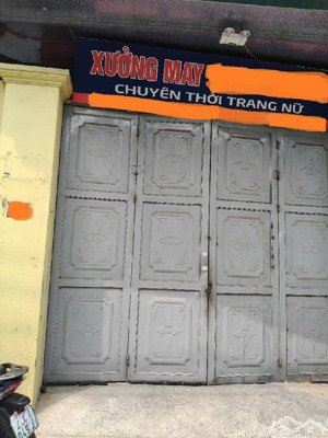 bán đất tặng nhà c4, 136m2 15.3 tỷ, tại ninh hiệp, gia lâm, hà nội, ngõ oto tải thông, sát chợ vải