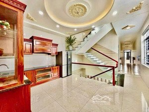 kẹt vốn bán nhà mặt tiền đang kinh doanh hà huy giáp, quận 12, diện tích 58m2