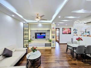 4.75tỷ, căn góc chung cư kđt việt hưng, 3ngủ, 2vệ sinh, đầy đủ nội thất, sổ đỏ cất két