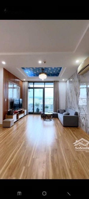 cc. cc lô góc nhà đep 108 m2 .8 tỷnhỉnh lhe ngay vị trí trung tâm giao thôn