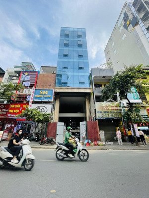 toà nhà vp 8 tầng - thang máy - vỉa hè đá bóng - trần thái tông - sát công viên cầu giấy - 9x tỷ