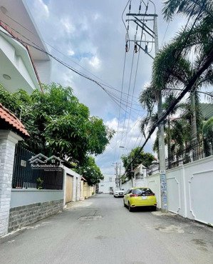 ngộp bank bán gấp lô đất 520m2 - p. thảo điền - chỉ: 138tr/m