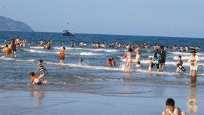 nhà đẹp mặt biển đường hoàng sa, 3 tầng, 30,3 tỷ