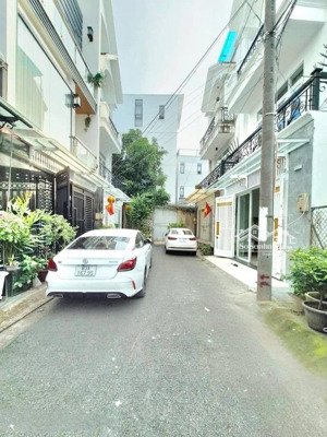 bán nhà 4tầng-2 sân thượng -đường nhựa-5.5x10 - huỳnh t đòng tt nhà bè - gần cầu phú xuân q7-7.5 tỷ