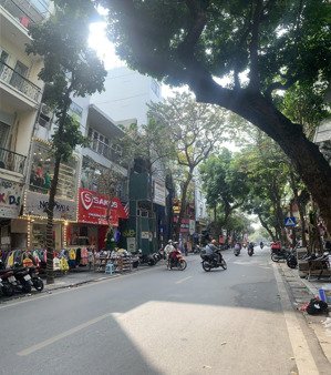 chủ gửi bán 100m2 mặt phố hoàn kiếm. oto 2 chiều, khu vực quanh tràng thi