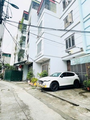 ngọc thụy 47m2 5 tầng oto 7 chỗ vào nhà,thông tứ tung,gần hồng tiến trường qt pháp, 7phút sang phố