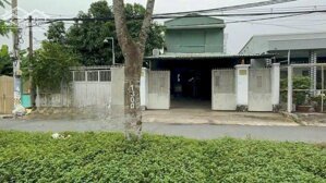Nhà kho mặt tiền Trần Văn Giàu, xã Lê Minh Xuân, huyện Bình Chánh dt 674m2 giá 23 tỷ