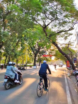 BÁN CĂN 100M2 X 3 TẦNG MẶT PHỐ HAI BÀ TRƯNG - ĐOẠN TRUNG TÂM, VỈA HÈ RỘNG RÃI - THÔNG THOÁNG
