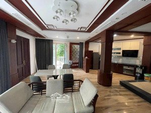 bán nhà xuân la - ngay đại sứ quán - mặt phố xuân la - tây hồ - toà 7 tầng thang máy - 65m2 ô tô