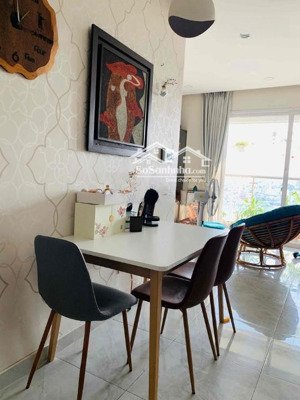 cho thuê căn hộ park legend, q.tân bình, 1pn riêng, 1wc, giá 10tr, có ban công . lh: hồng