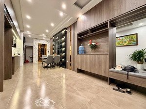 bán nhà kim ngưu 6 tầng thang máy, ngay gần phố, nội thất xịn giá 8,7tỷ