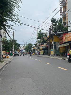 bán nhà mặt tiền lê đức thọ kinh doanh buôn bán dt ngang 4m dài 16m ,3 tầng giá chỉ 10.7 tỷ