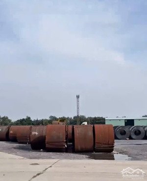 thuê kho bãi quận 7, dt 2000m có tường xây kiên cố đẹp - chuẩn.