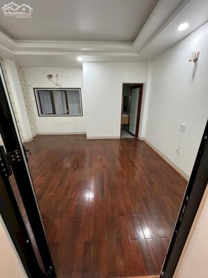 Bán nhà ngộp NH giá rẻ hẻm xe hơi 7m – 5m * 16m – 4 tầng – Thạnh Lộc – Quận 12 chỉ hơn 5 tỷ