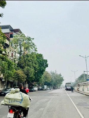 nhanh tay-phân lô-mặt ngõ-ô tô tránh-thông tứ phía-dòng tiền ổn định -đầu tư sinh lời- an sinh đỉ