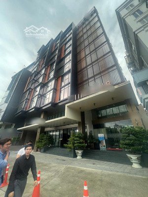 chính chủ cho thuê 5 căn nhà liền kề ngay góc 2 mặt tiền 50-52-54-60 phan xích long, q phú nhuận