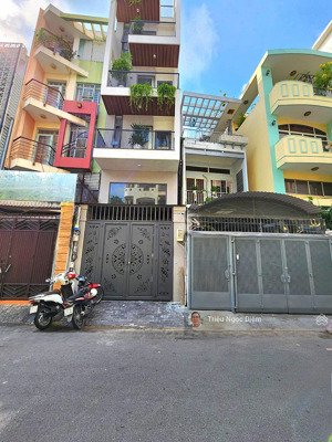 bán nhà quận 1 mặt tiền đinh công tráng 7 tầng thang máy full nội thất cao cấp giá chỉ 37.9 tỷ