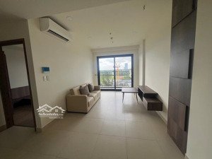 giá tốt!! bán căn 1pn the glory tầng 6 tp mới bình dương giá 2.4 tỷ bao thuế phí có nội thất cơ bản