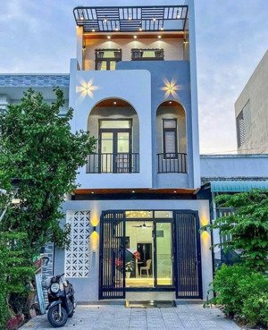 nhà riêng đường 48, 65m2- 4pn- 5wc hẻm 6m giá 5 tỷ tặng nt + sổ hồng riêng lh phương