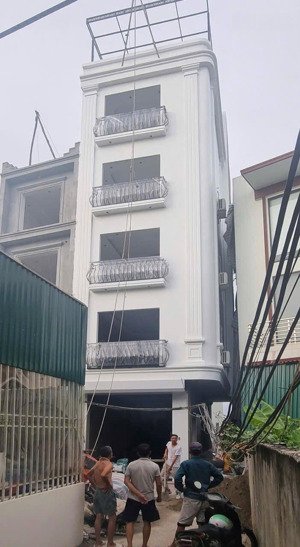 chính chủ gửi bán nhà xây 6 tầng khúc thuỷ, cự khê, thanh oai. hà nội