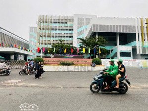 ngộp bán gấp nhà hxh ngay đại học ngân hàng,ngang 6.5 x 24.5, nở hậu 8m, được xây : hầm 5 tầng, st