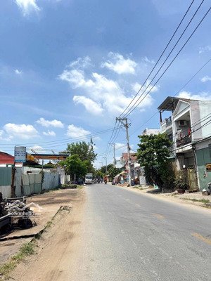 đất mặt tiền kinh doanh cực tốt, giá 4.7 tỷ/128m2