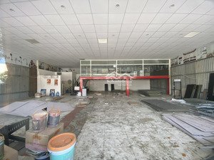 cho thuê mặt bằng đường 2 tháng 9 . ngay cầu rồng . siêu đẹp