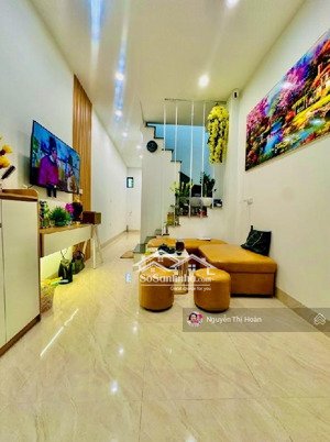 nhà đẹp trương định 2 tầng 25m2-2,65 tỷ-full nội thất- gần phố