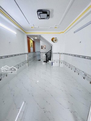 bán nhà quận 8, 50m2 , 5 tầng, 4pn đường bình đông, shr- hcđ, nhỉnh 4tỷ