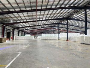 cho thuê kho 1.472m² kcn tân bình trần cao 9m, xe container vào tận cửa, giá chỉ 110.400đ/m²