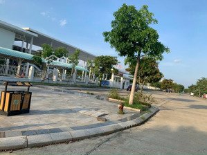 golden hill . duy nhất một lô đối diện cổng chính trưởng cấp 2 đàm quang trung, giá 4 tỷ 150