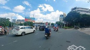 hẻm 8m thông, 4 tầng, 10x18m, lý thường kiệt, tân bình, hơn 25 tỷ.