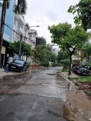 7 tỷ 600 thương lượng, bán nhà ngon , 4 tầng, mặt tiền, diện tích : ngan 4 mét - dài 16 mét.