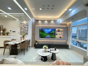 cần bán căn hộ 3 phòng ngủ, sky garden 3, nội thất mới như hình