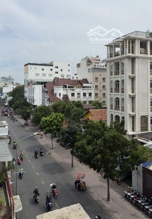 bán gấp mặt tiền kinh doanh 5 tầng, 4.3x17m, giáp 3 tháng 2, cmt8, kỳ đồng, quận 3, giá 38.x tỷ