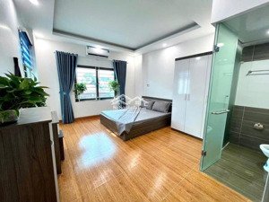 bán nhà phạm văn đồng, 38m2x5t, căn góc, gần ô tô, 8 phòng khép kín. giá 8.8 tỷ