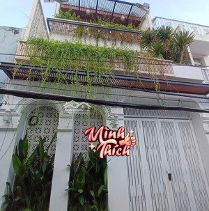 nhà 3 tầng ngang gần 6m, 8 tỷ hơn, shr, full nội thất. cách crescent mall kđt phú mỹ hưng 300m