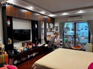 NHÀ PHÂN LÔ PHỐ TRẦN DUY HƯNG, VỊ TRÍ ĐẸP, VIEW HỒ, Ô TÔ TRÁNH, KINH DOANH ĐỈNH, NGÕ THÔNG.