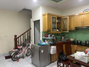 bán nhà riêng 30m2 chính chủ, có sổ đỏ ở phú viên - bồ đề - long biên